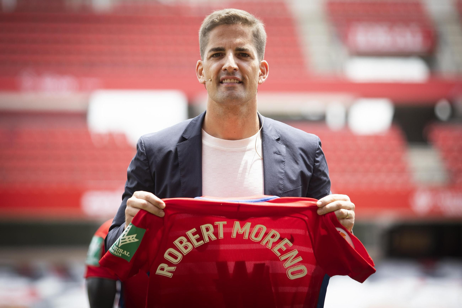 Presentación de Robert Moreno como entrenador del Granada CF.