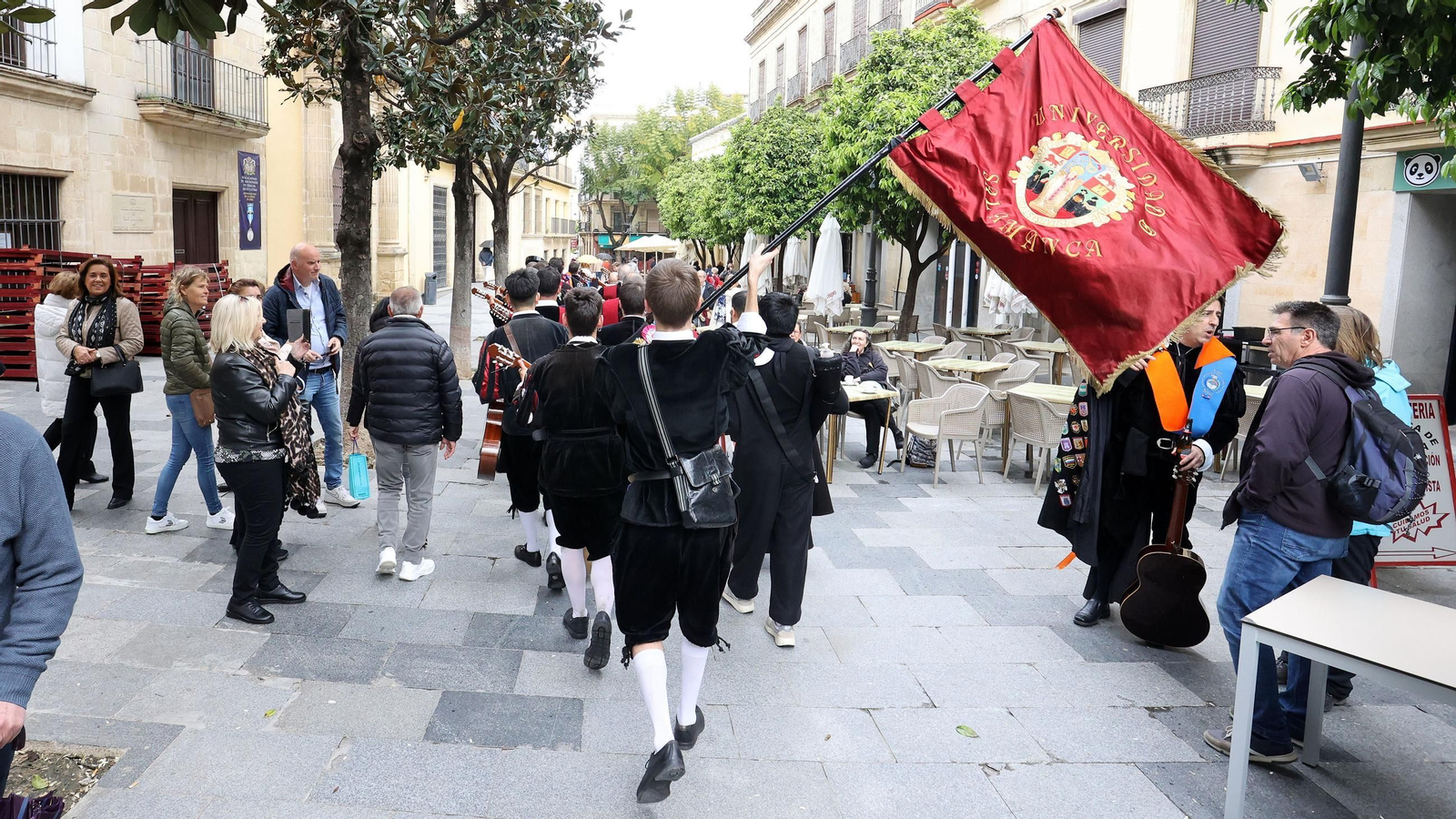 Imágenes del II Certamen Internacional de Tunas 'Jerez tierra de vinos'