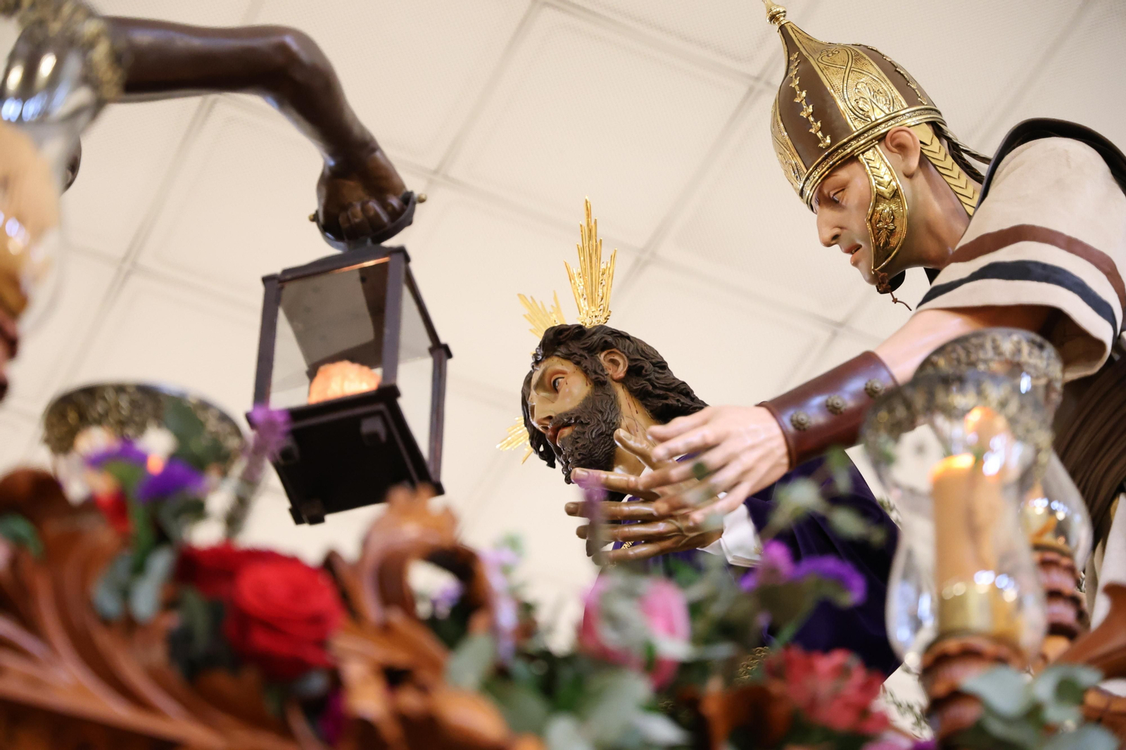 Las mejores imágenes del Miércoles Santo en Huelva: Hermandad del Prendimiento