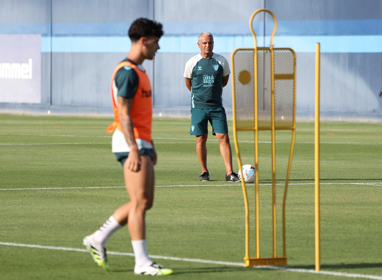 Eneko Jauregi se ejercita en su primer día como jugador del Málaga CF