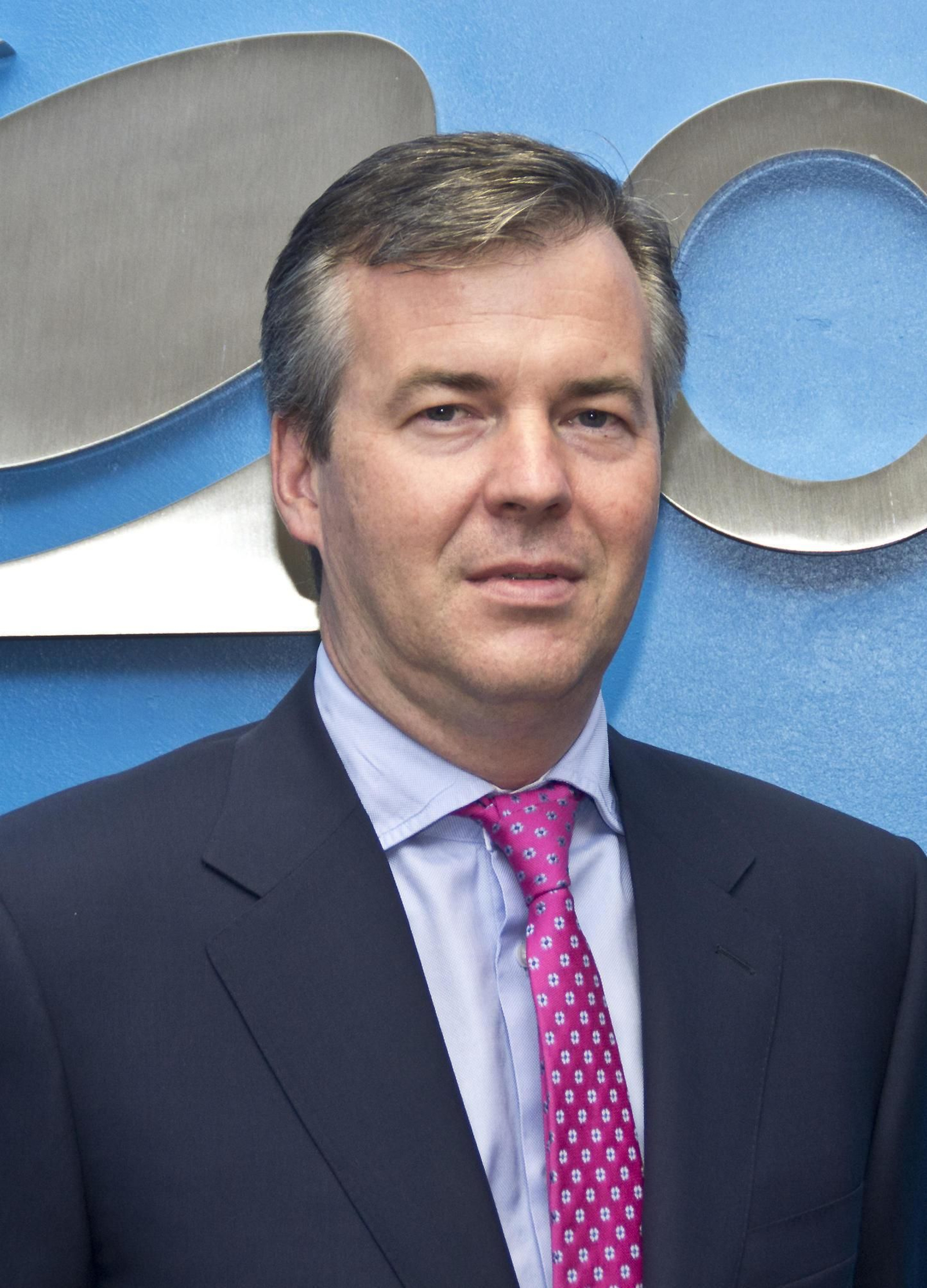 Osborne ficha a Bill Derrenger como director general