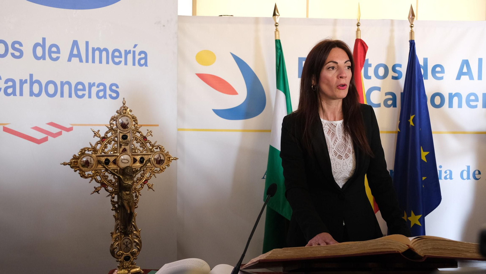 La toma de posesión de Rosario Soto como presidenta del Puerto de Almería