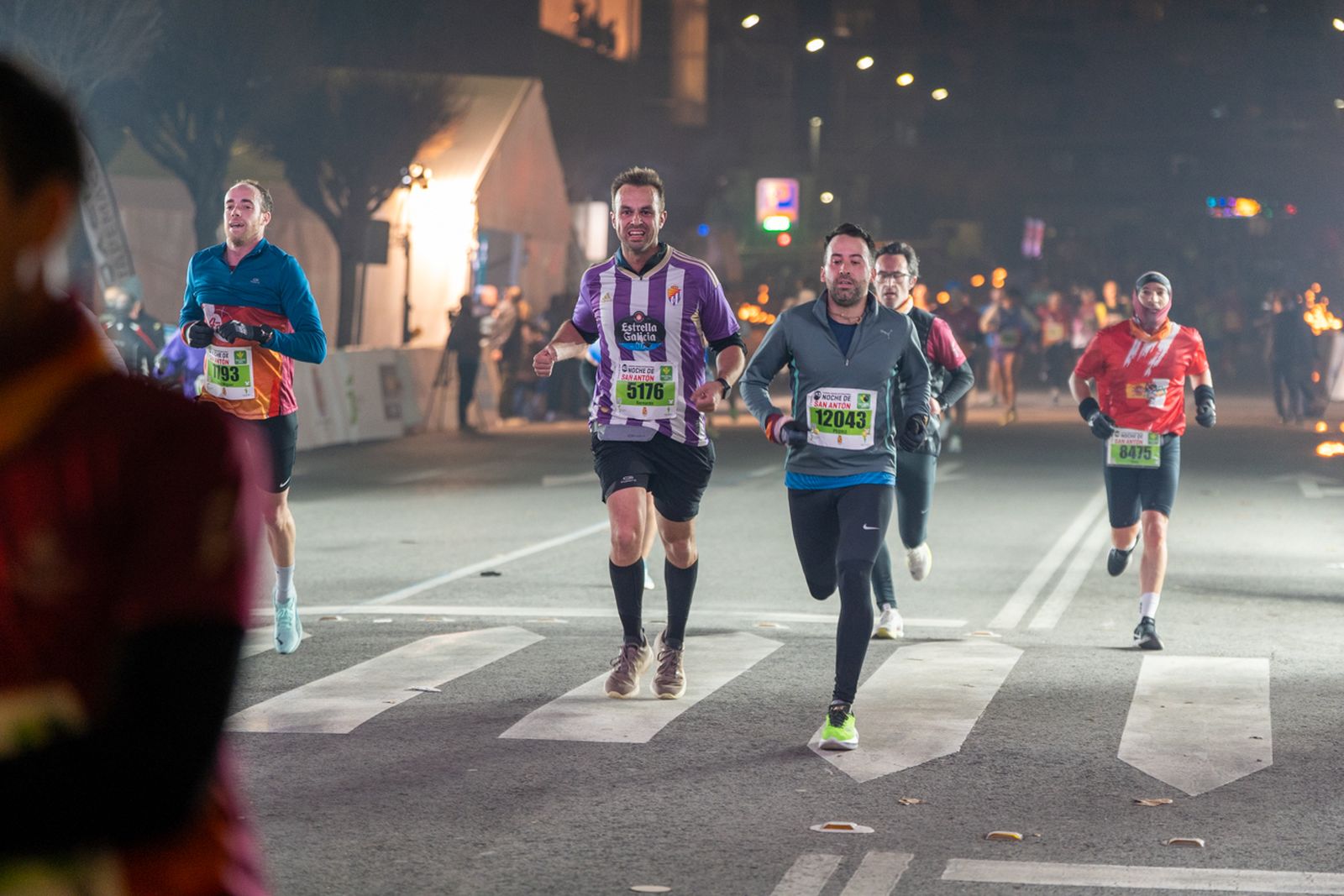 En imágenes: búscate en tu llegada a meta de la Carrera de San Antón 2026 (6)