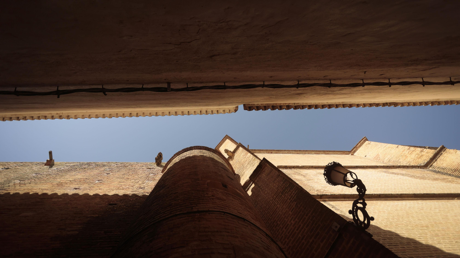 Un recorrido por las entrañas de Carmona