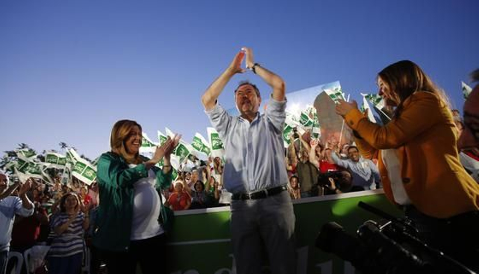 Cierre de campaña del candidato del PSOE, Juan Espadas.

Foto: Antonio Pizarro