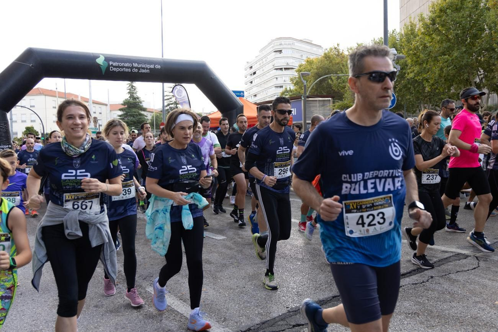 Atletismo por la paz y la integración en la XXV Carrera y Caminata del IES Santa Catalina de Alejandría (I)