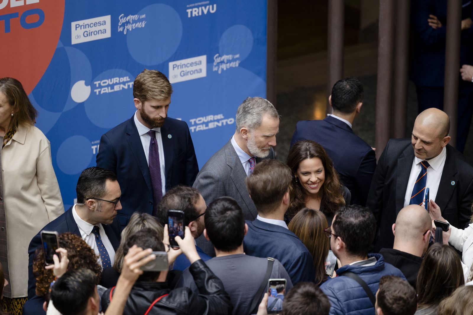 El rey Felipe VI visita Cádiz con motivo de la entrega del Premio Princesa de Girona Social 2024.