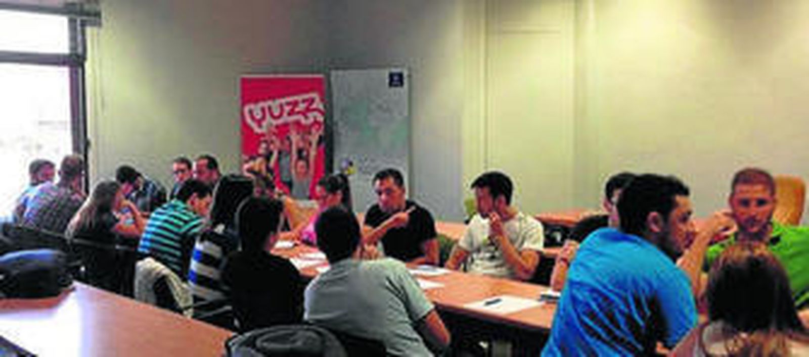 El programa está dirigido a emprendedores de 18 a 30 años.