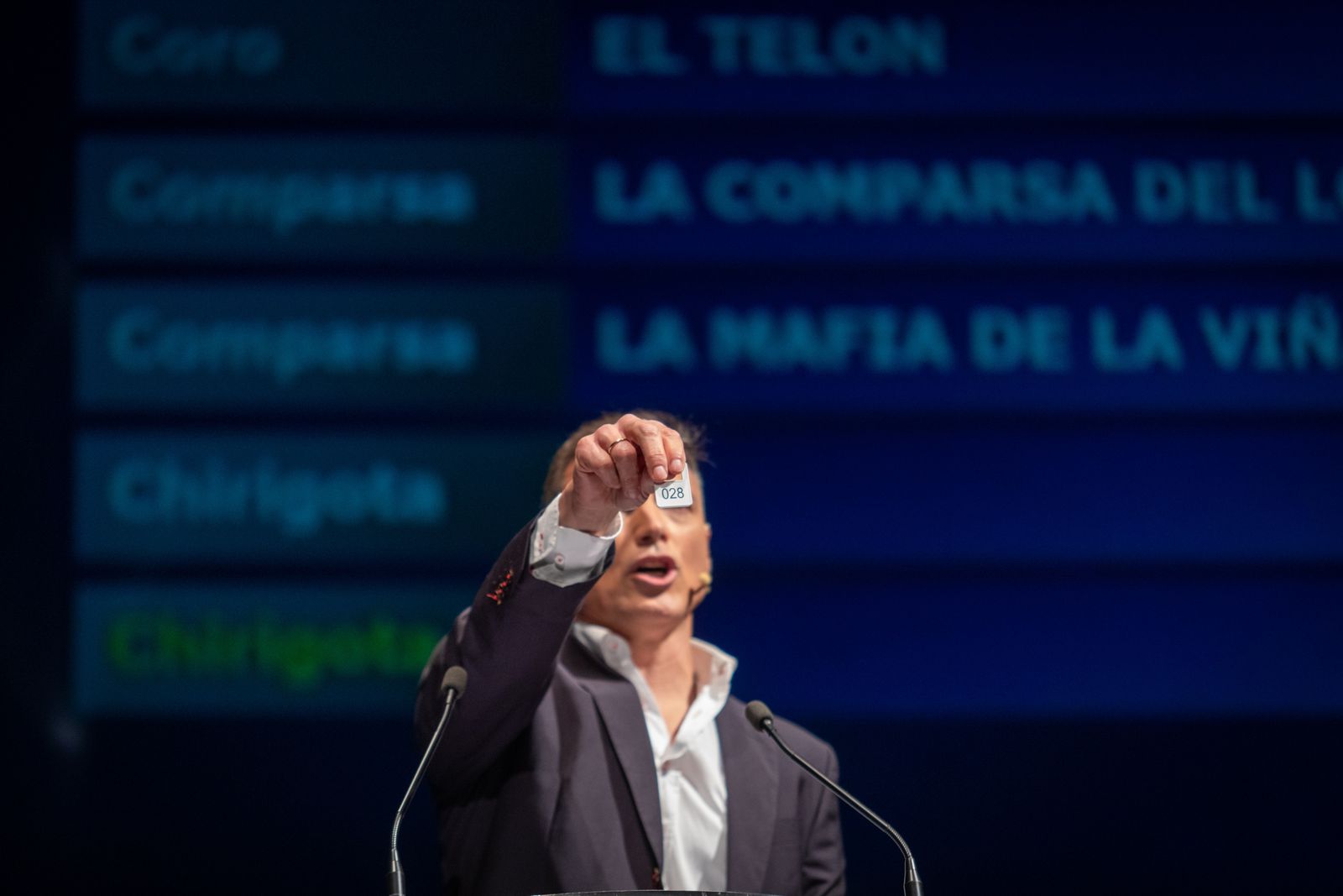 Imágenes de la entrega de los Antifaces de Oro y sorteo del COAC 2022