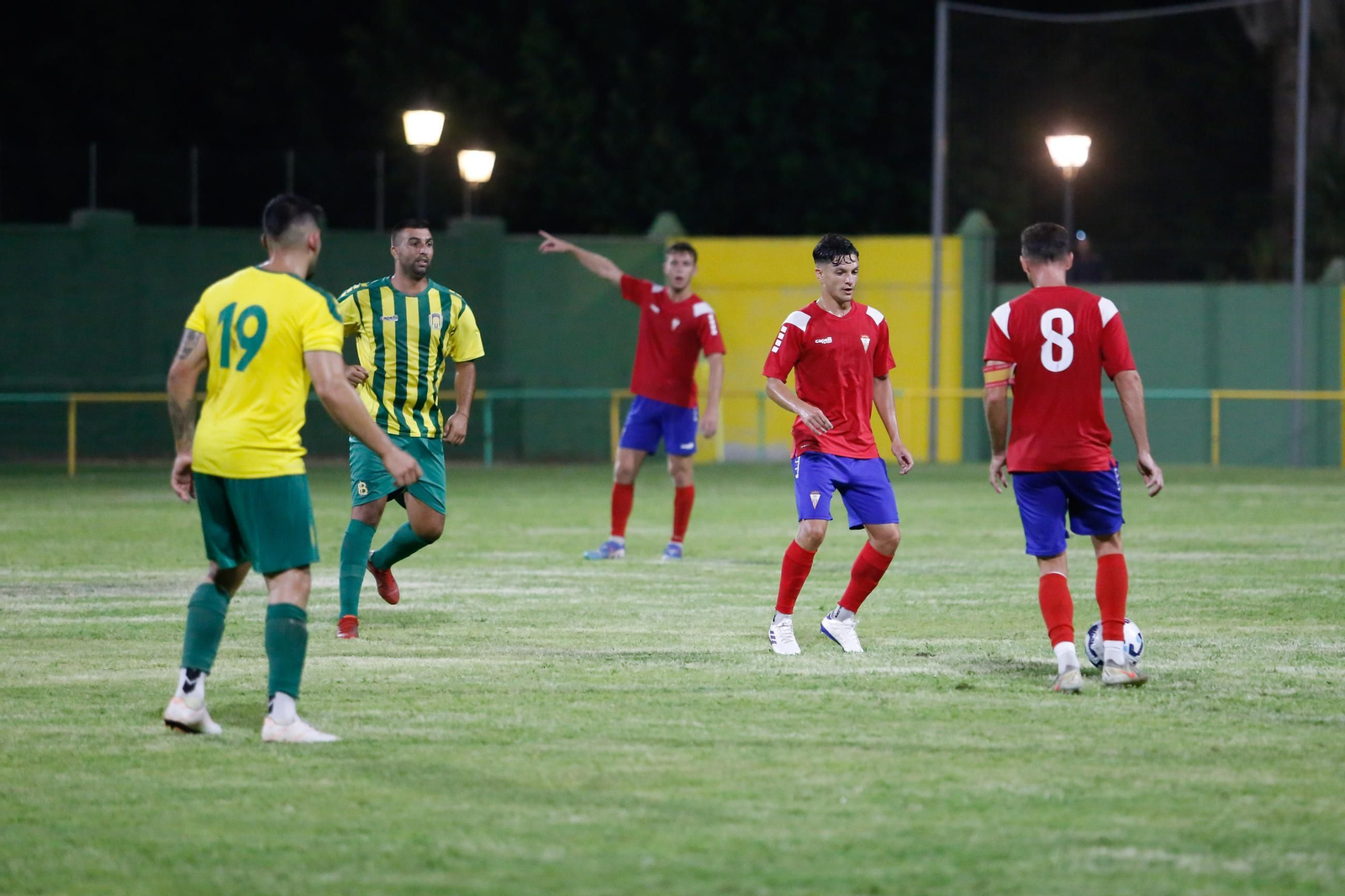 Las fotos del triangular en el estadio Carlos Piña de Los Barrios con el Algeciras CF y el Ceuta B
