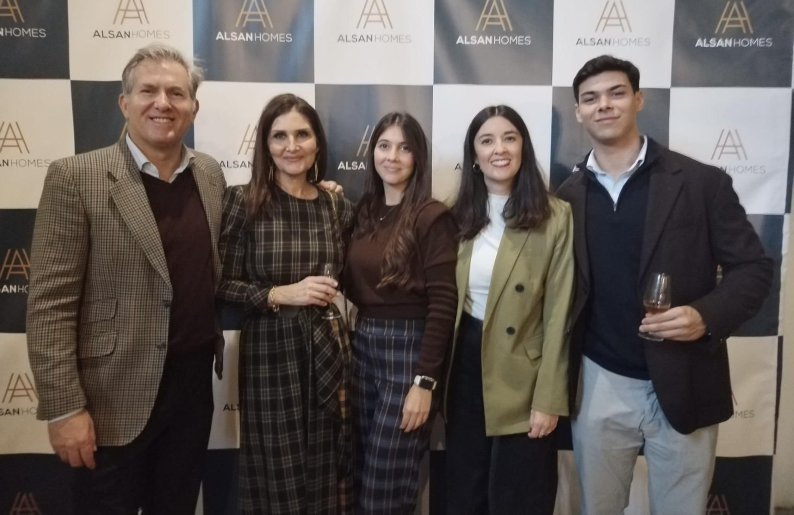 ﻿ Alsan Homes celebra la Navidad en Jerez con una gran zambomba