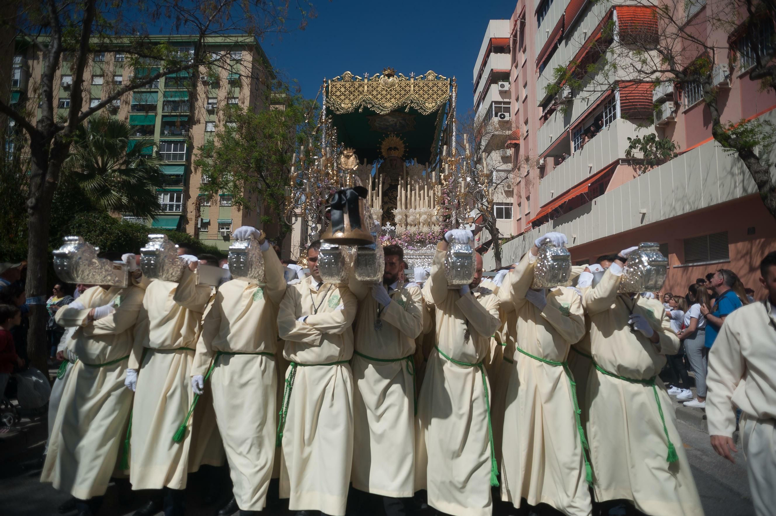 Las fotos de Nueva Esperanza en el Martes Santo en Málaga Las fotos de Nueva Esperanza en el Martes Santo en Málaga
