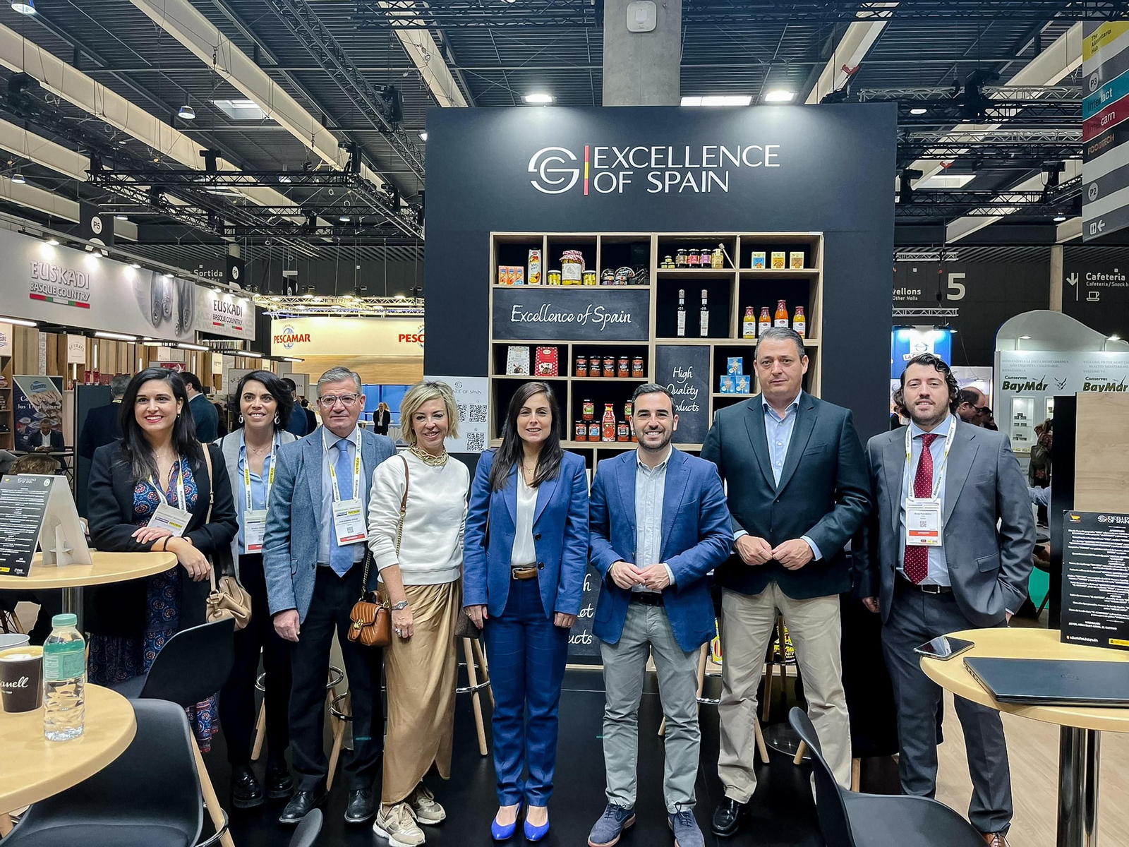 Los diputados provinciales Carlos Sánchez y José Juan Martínez, en Alimentaria.