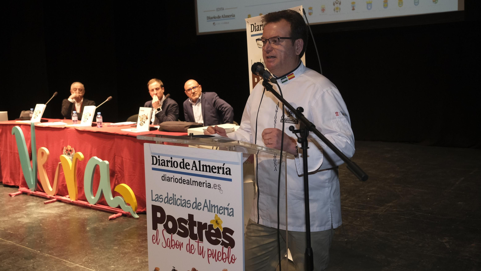 La presentación del libro de postres de Antonio Carmona, en imágenes