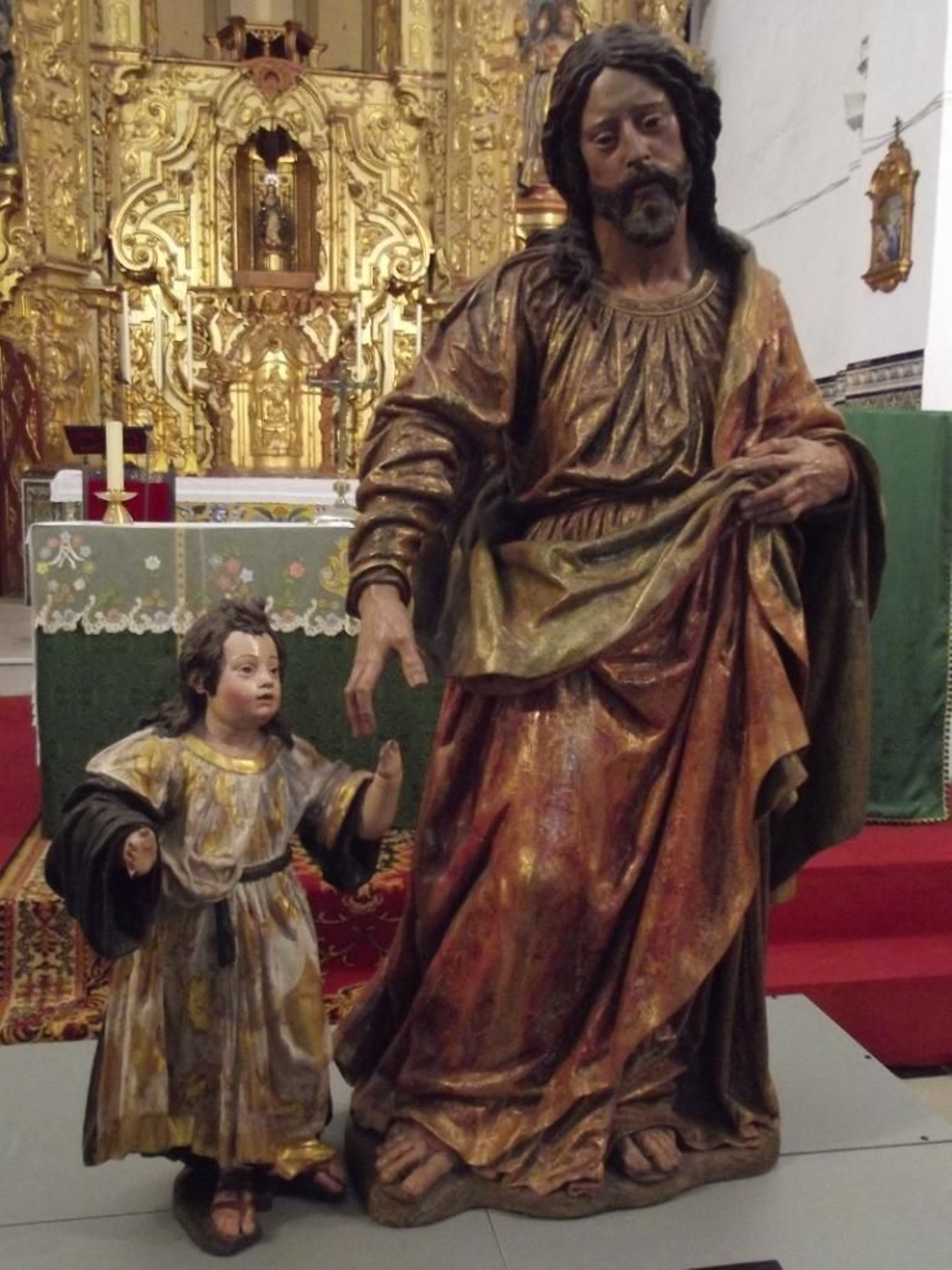 Esta imagen de San José para la iglesia de Santa María la Blanca de Fuentes de Andalucía es la primera obra documentada.