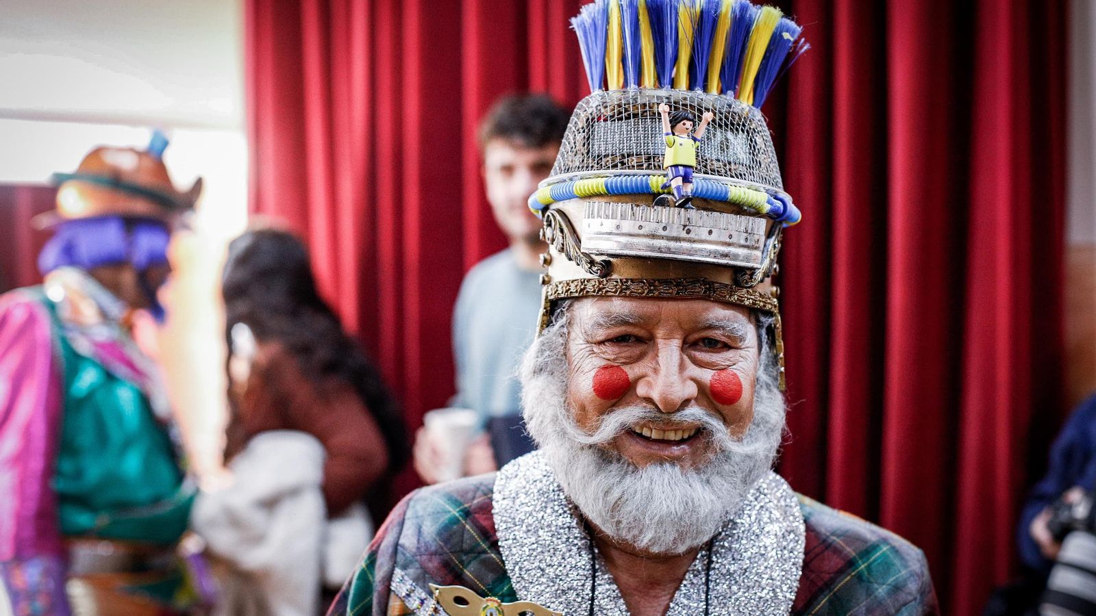 Búscate entre las mejores imágenes de la primera sesión de cuartos de final del COAC 2025