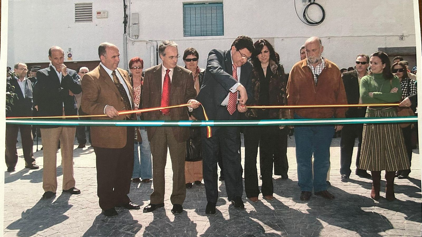 Inauguración del parking de La Merced, en Rota, con autoridades de Roteños Unidos, PP y PSOE