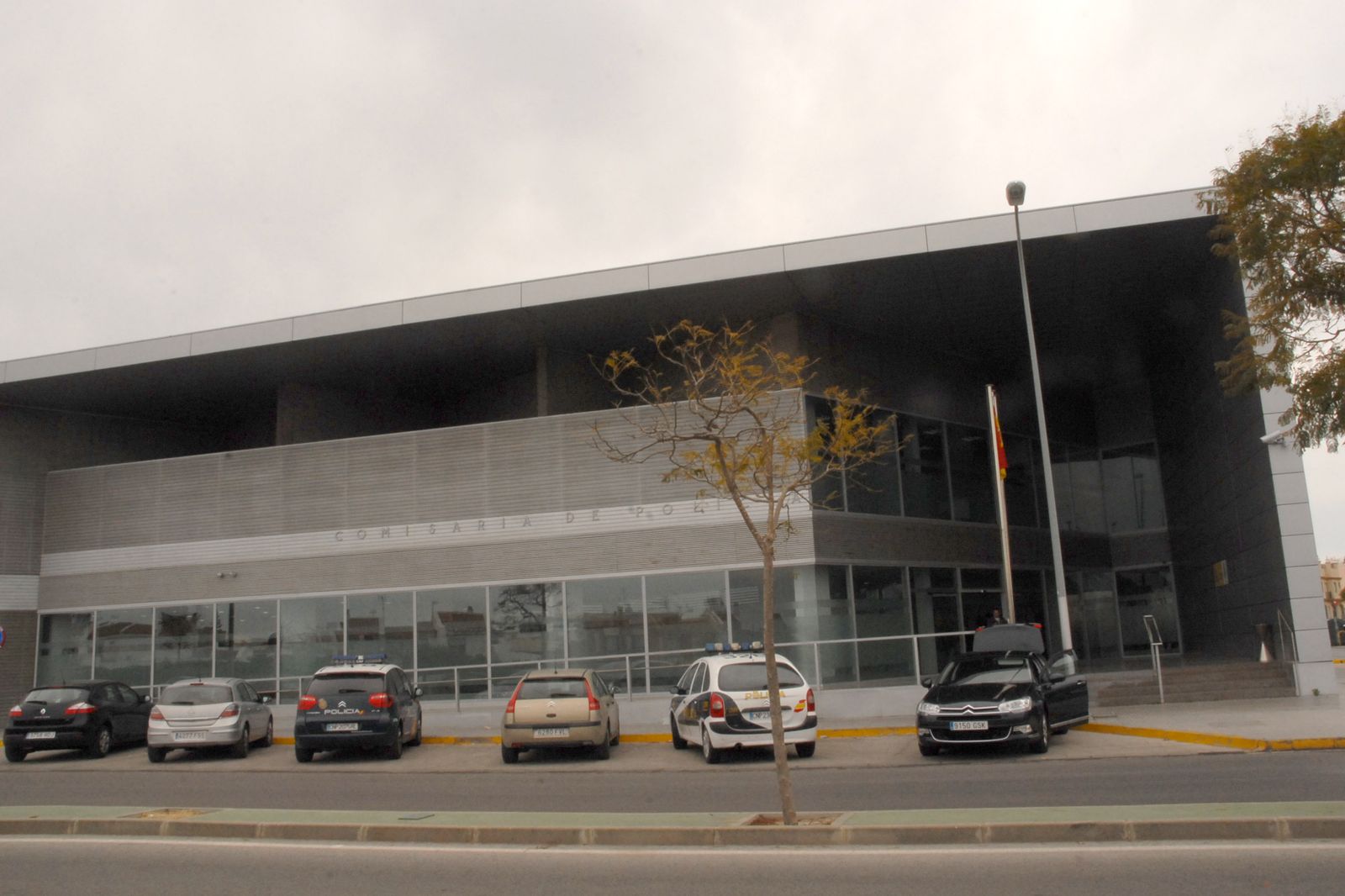 Fachada de la Comisaría de San Fernando, donde se quiere instalar al nuevo Grupo Greco.