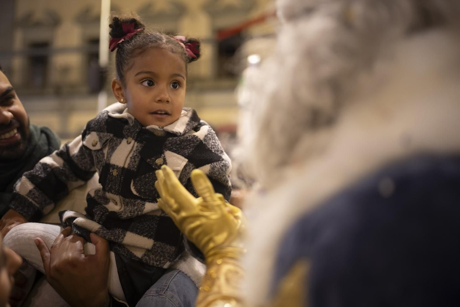 Imágenes de las Cabalgatas de los Reyes Magos de Huelva 2024