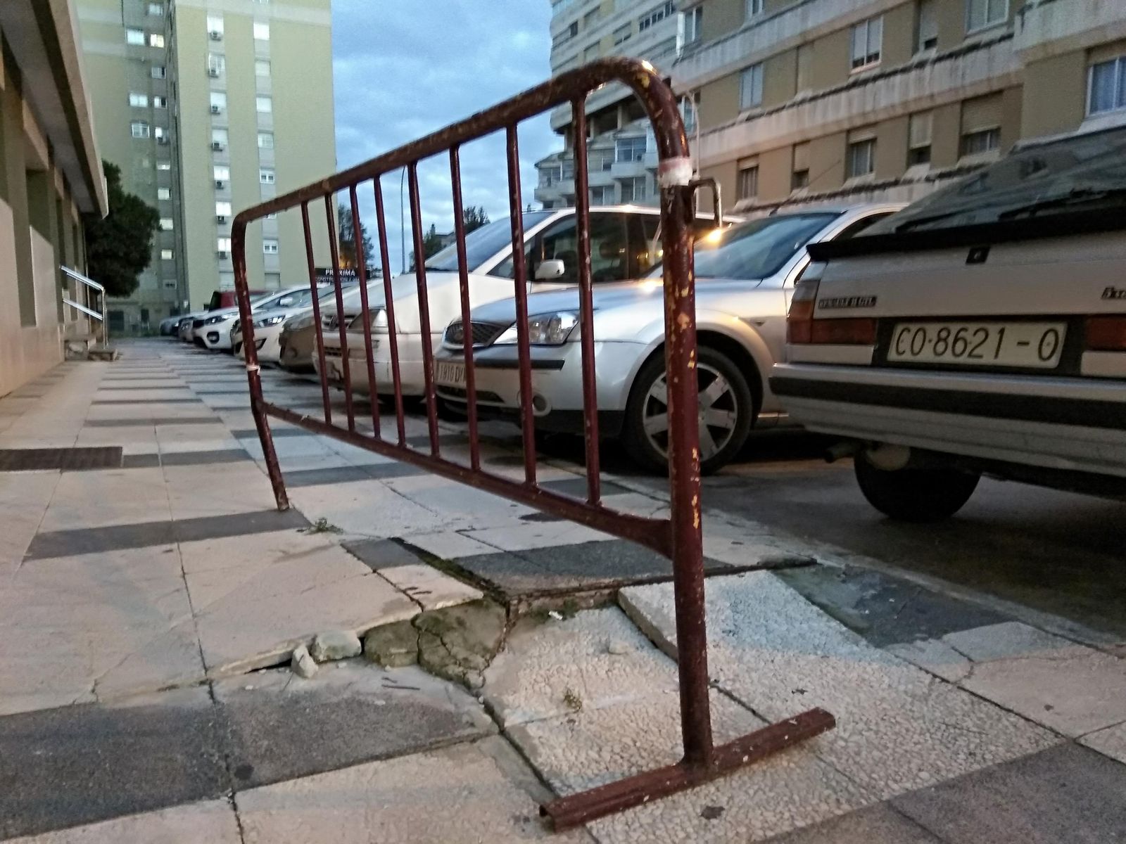 Denuncian el mal estado de la calle Paraíso