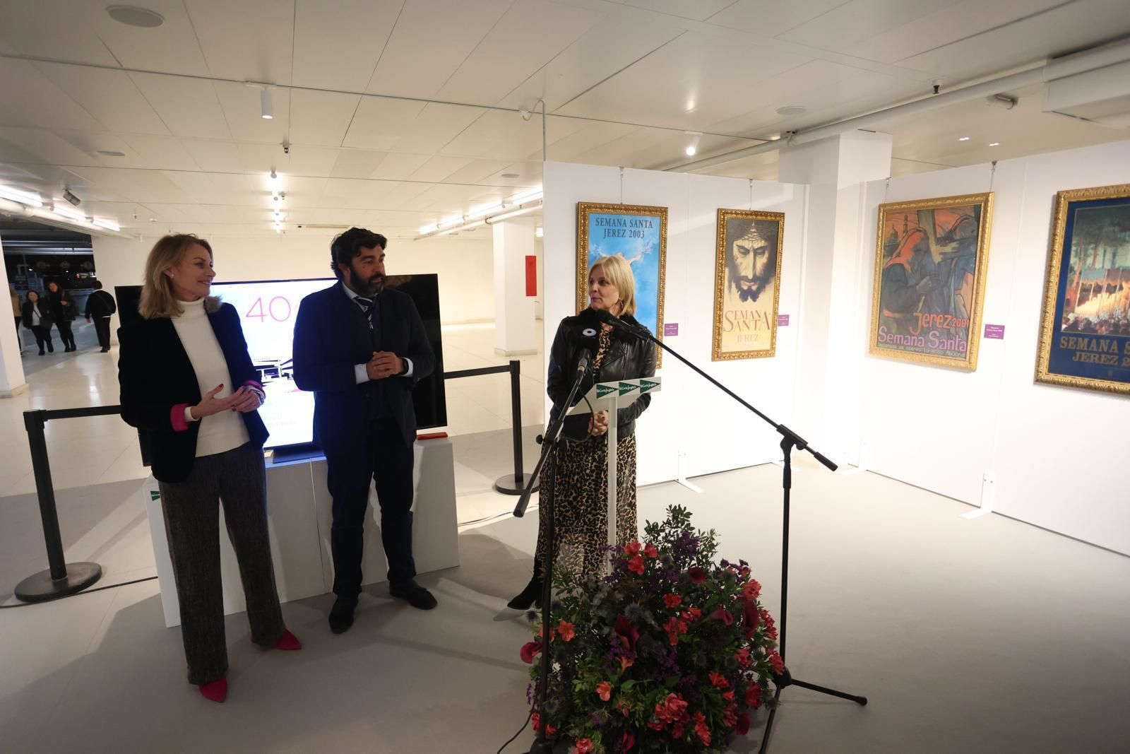 Muestra de carteles de Semana Santa de Jerez en El Corte Inglés