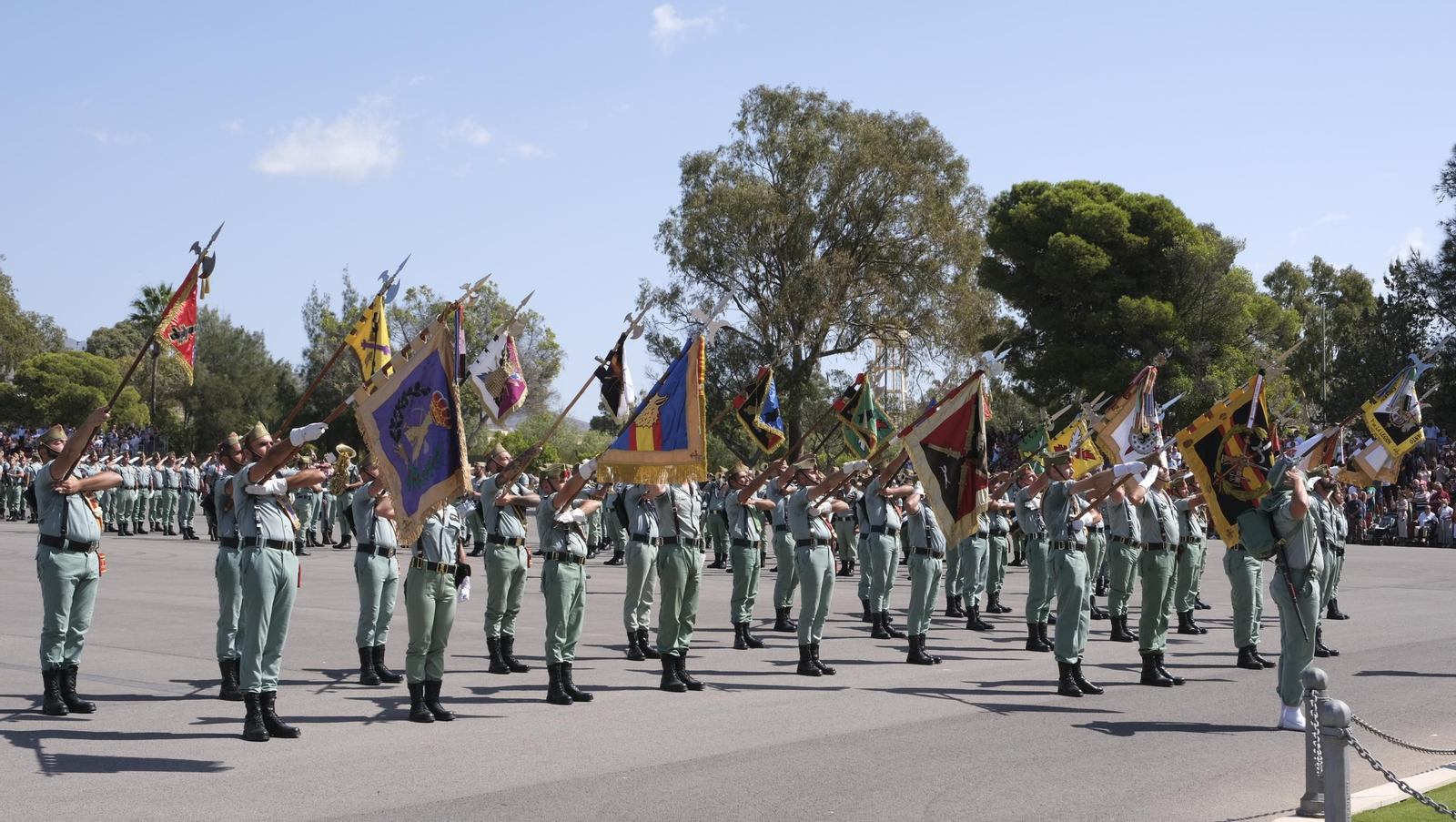 Imágenes del 102 aniversario de La Legión en Almería
