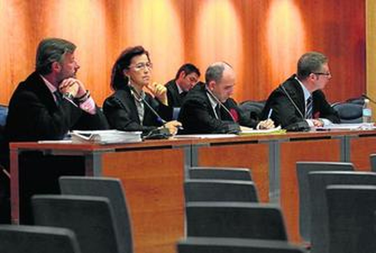 Parte de los abogados que participaron ayer en la séptima sesión de la vista oral del recurso de Malaya.