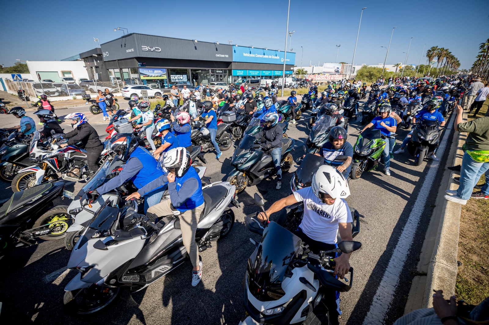 Las imágenes del sábado de Motorada en El Puerto por el Gran Premio de Motociclismo de Jerez 2025