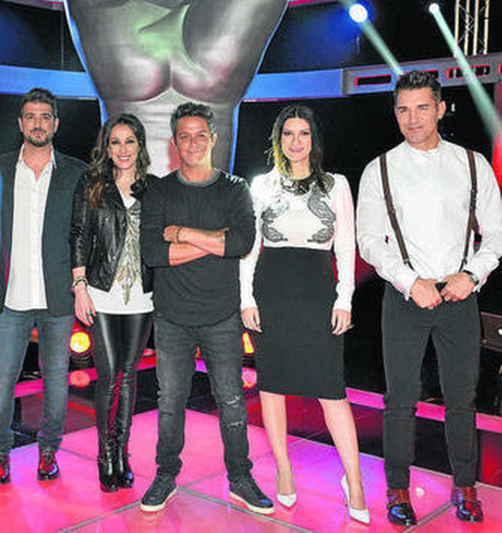 Los 'coaches' de 'La Voz 3' y el presentador, Jesús Vázquez.