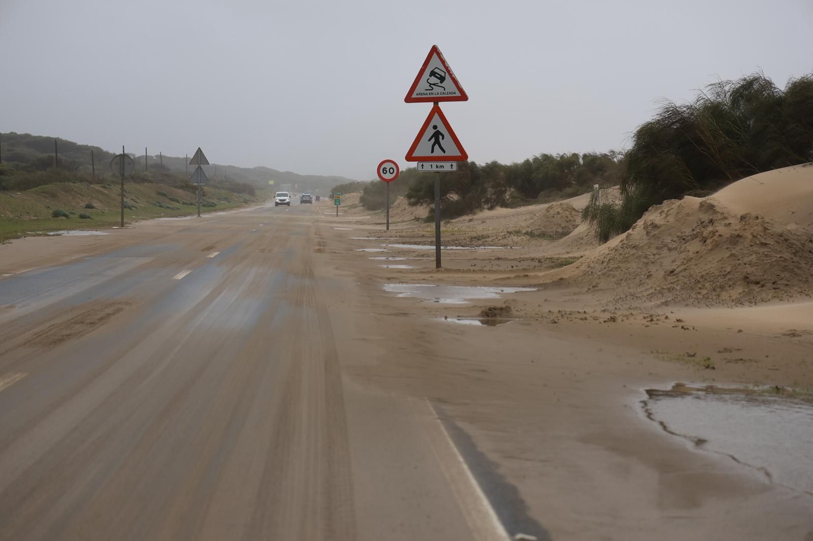 Fotografías de El Portil y El Rincón, donde los vecinos han sido desalojados por la borrasca Leonardo