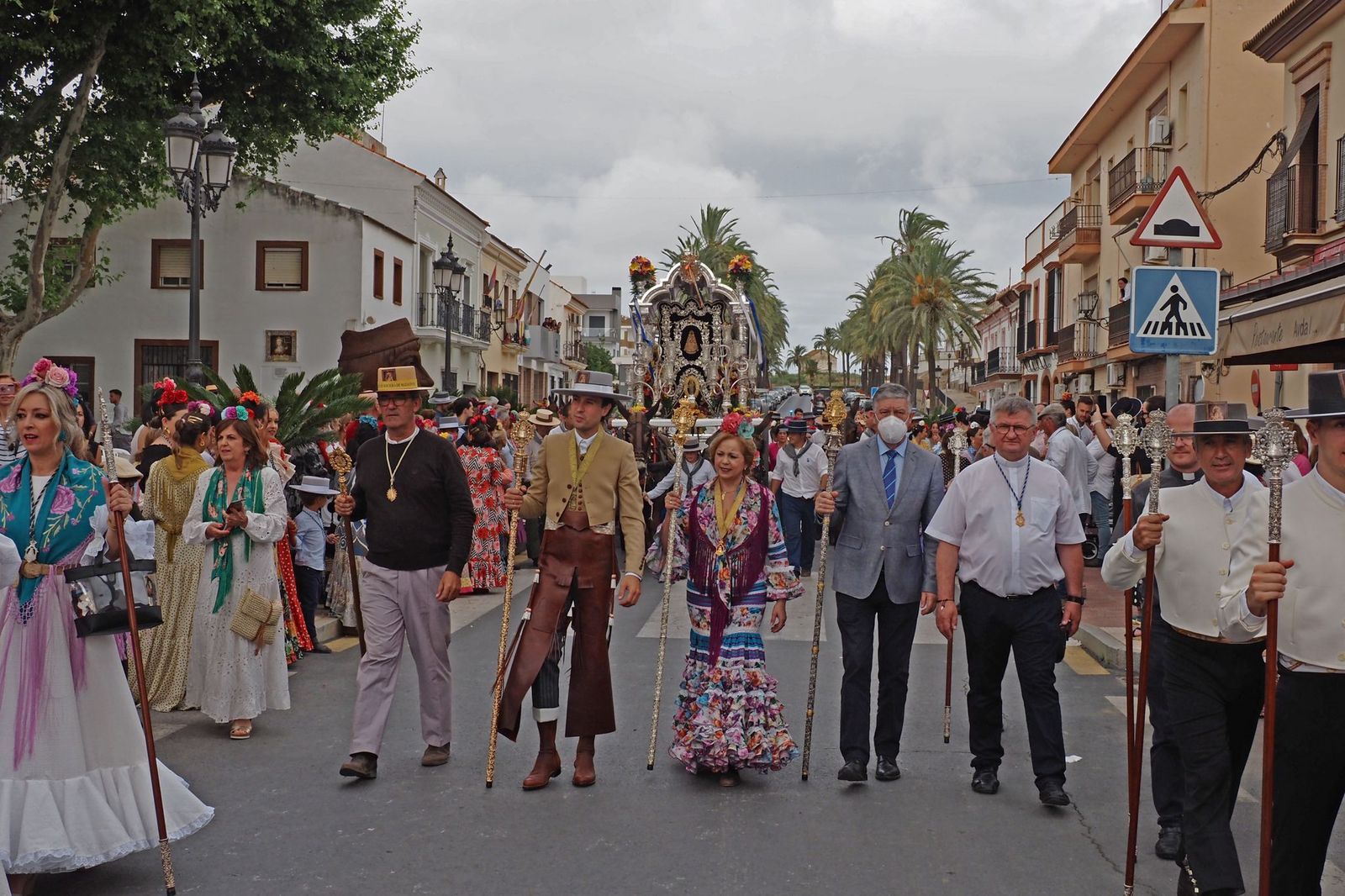 Salida de la Hermandad del Rocío de Palos de la Frontera