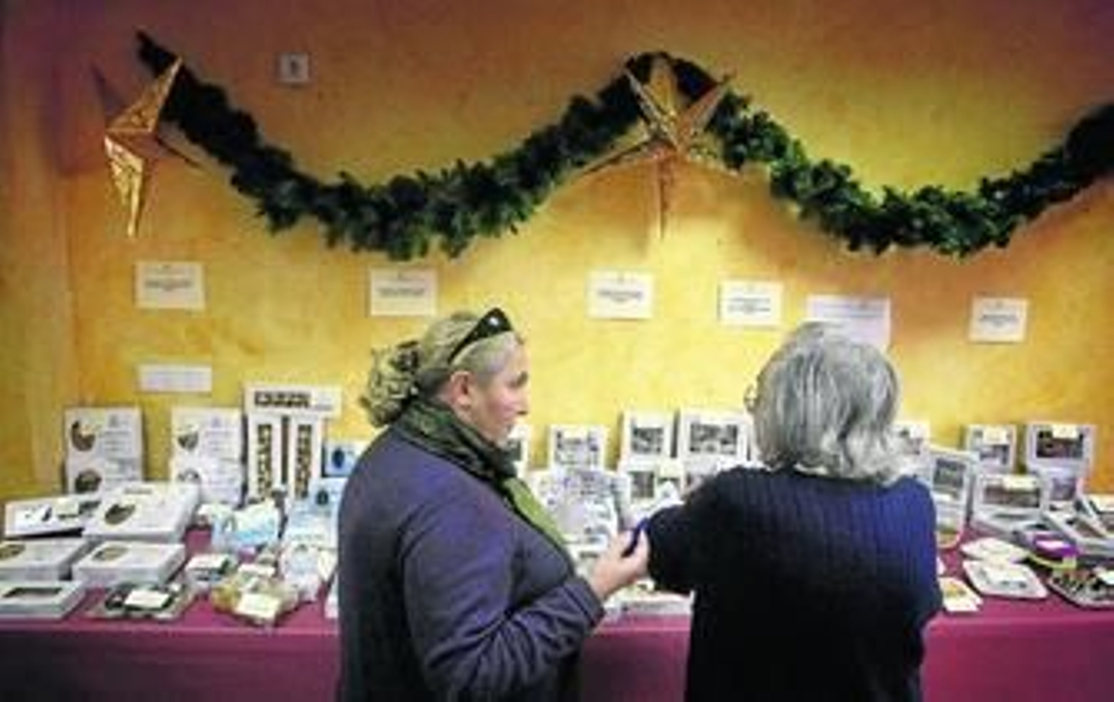 Exposición de repostería, en un local de la calle Alfonso XI, frente al Ayuntamiento.