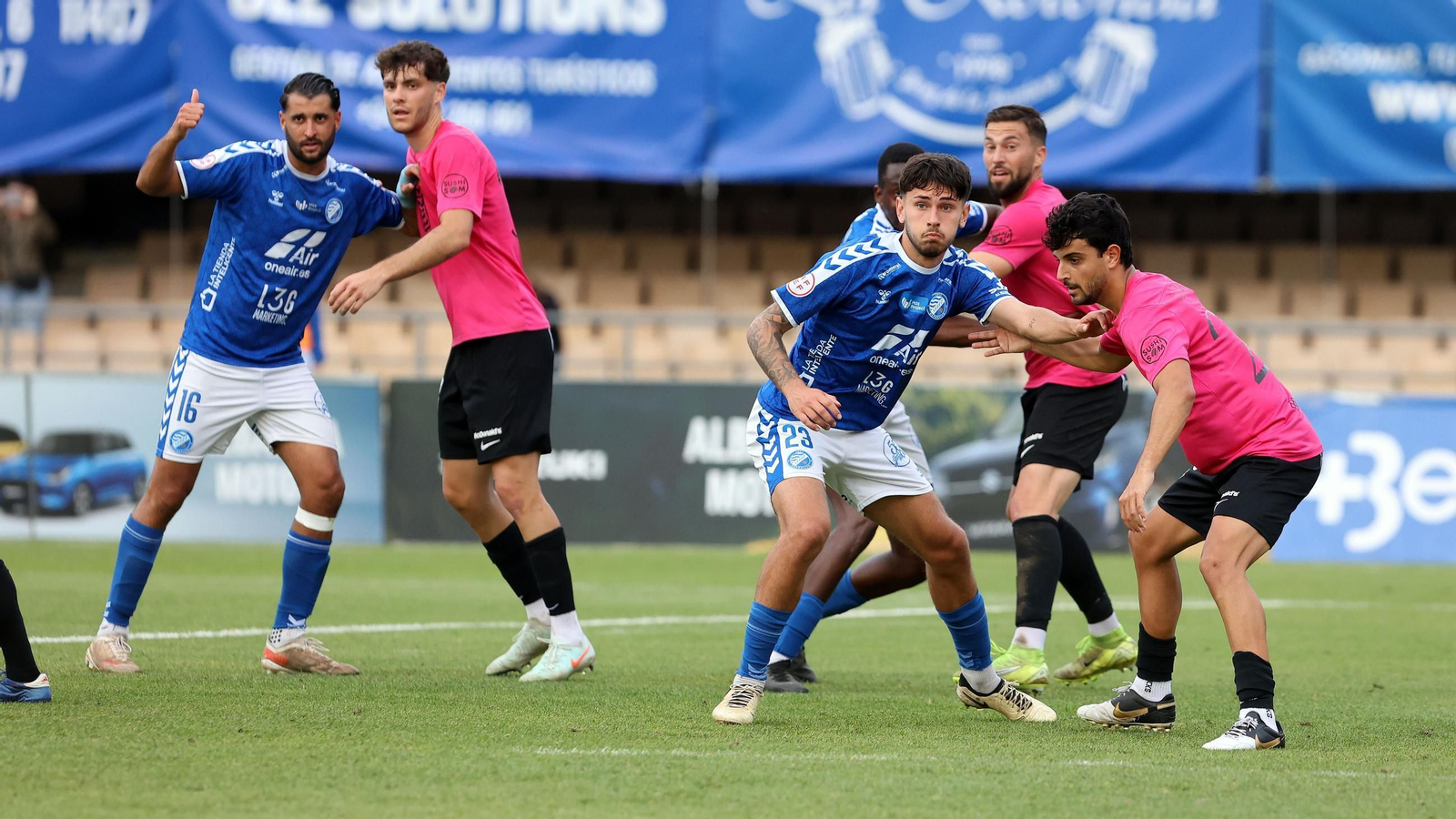 Imágenes del Xerez DFC contra San Fernando CD en Chapín