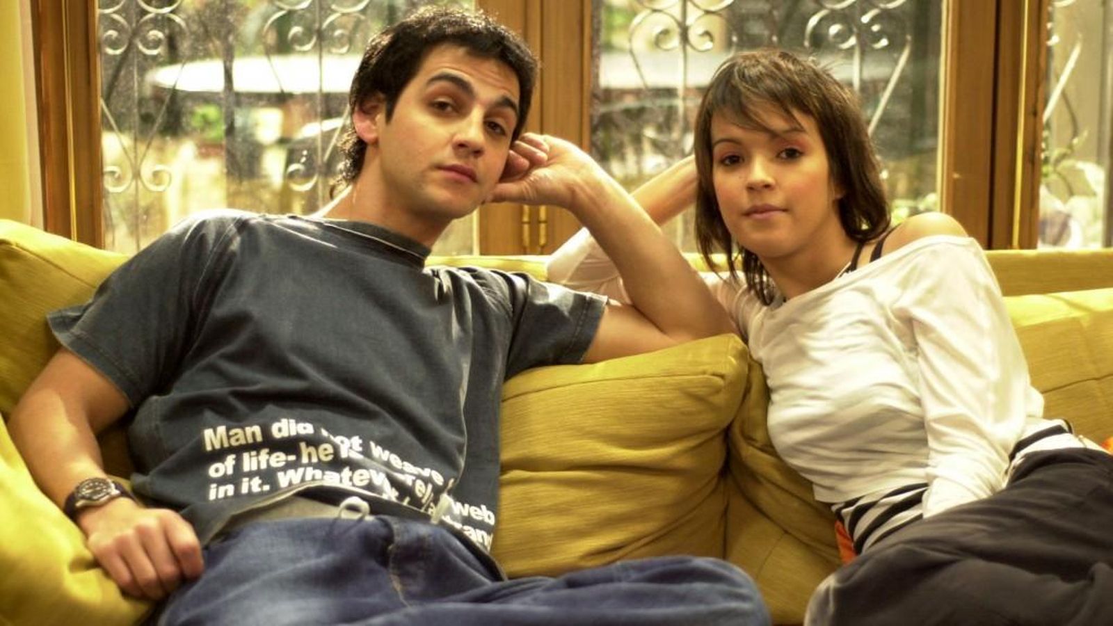 Verónica y Sánchez un romance que pasó de la pantalla a la vida real.