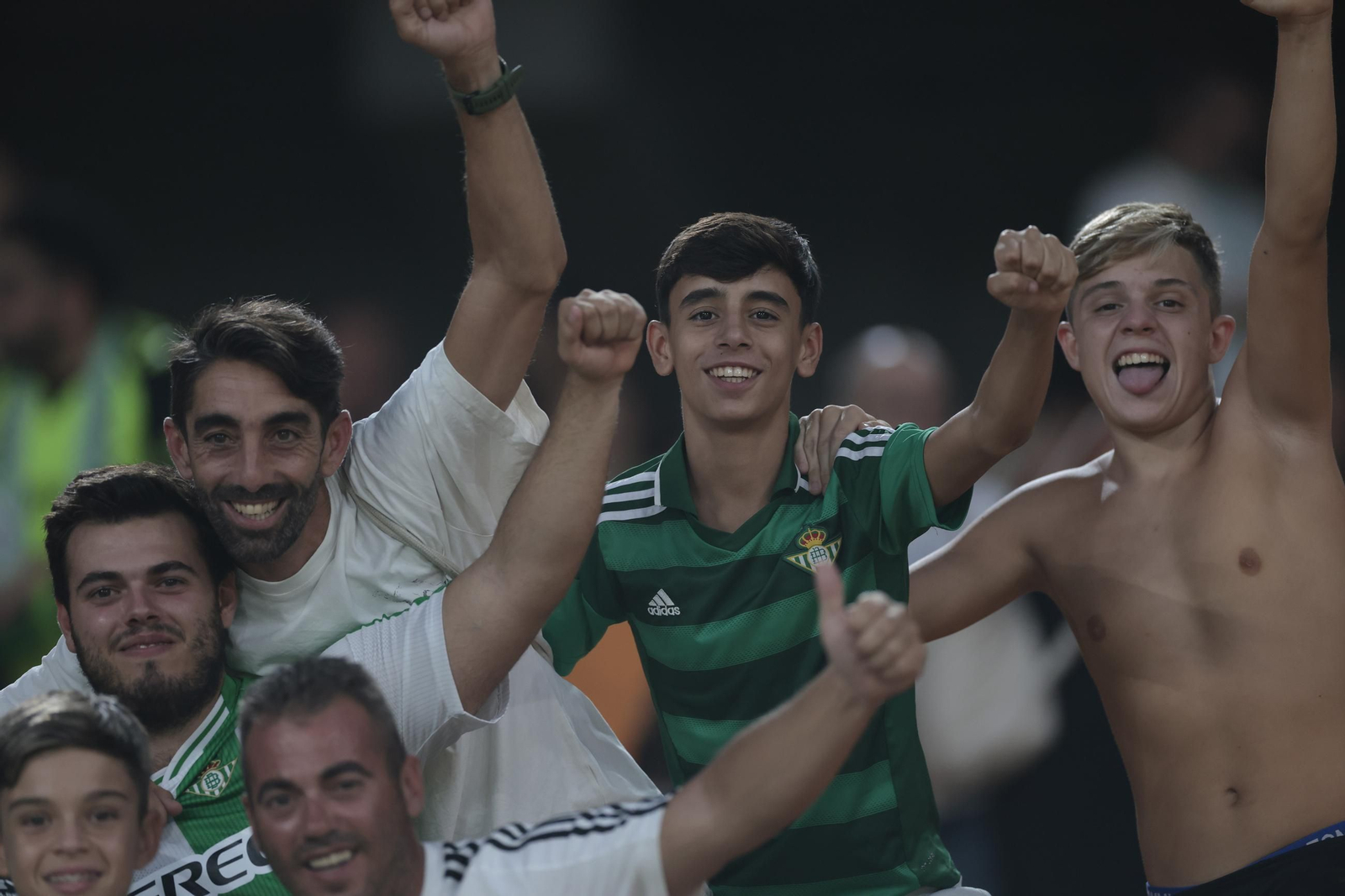 Búscate en las fotos del Betis - Real Sociedad