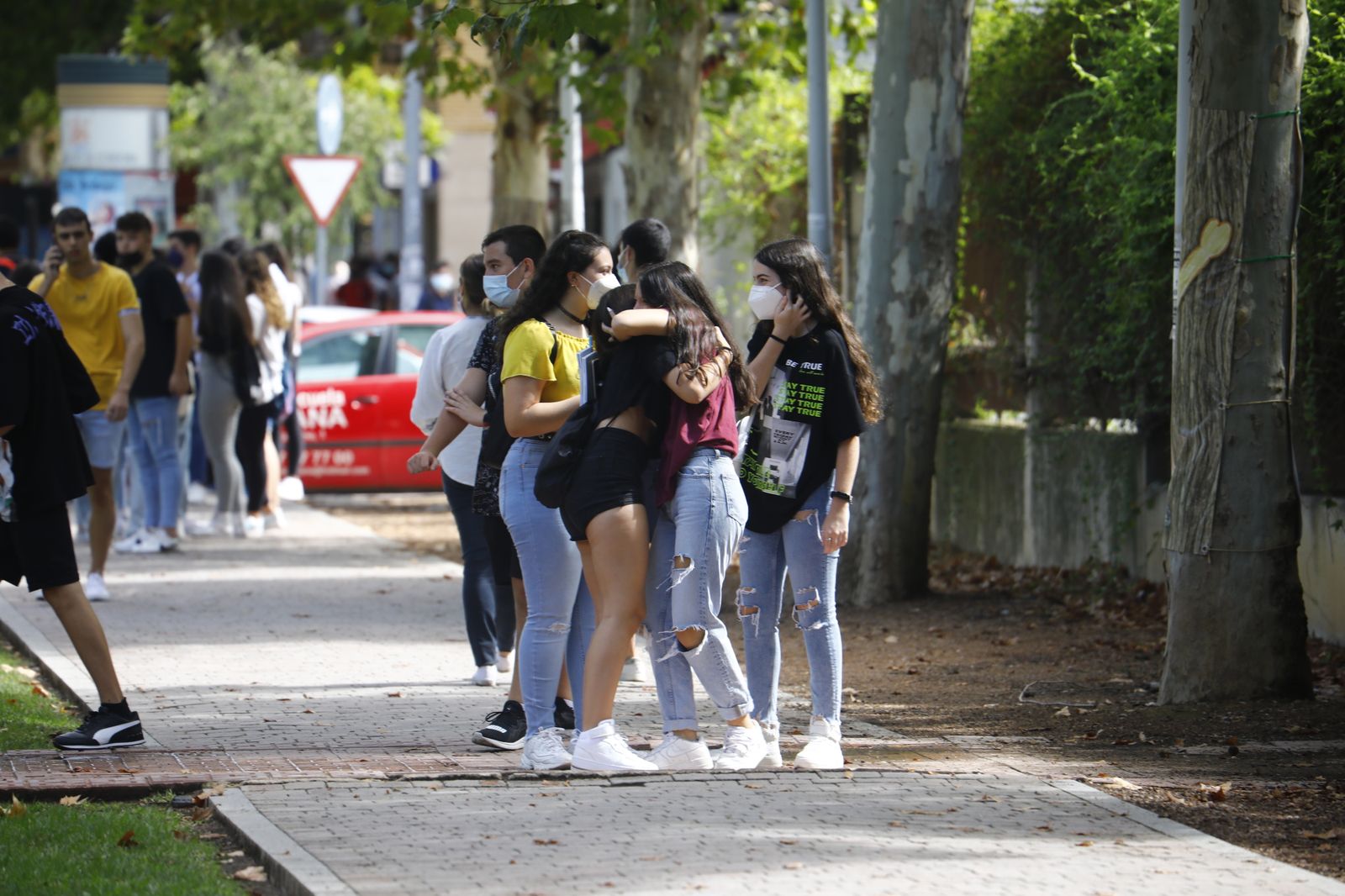 La vuelta a las aulas de los estudiantes de Secundaria y FP de Córdoba en el curso 2021/2022, en imágenes