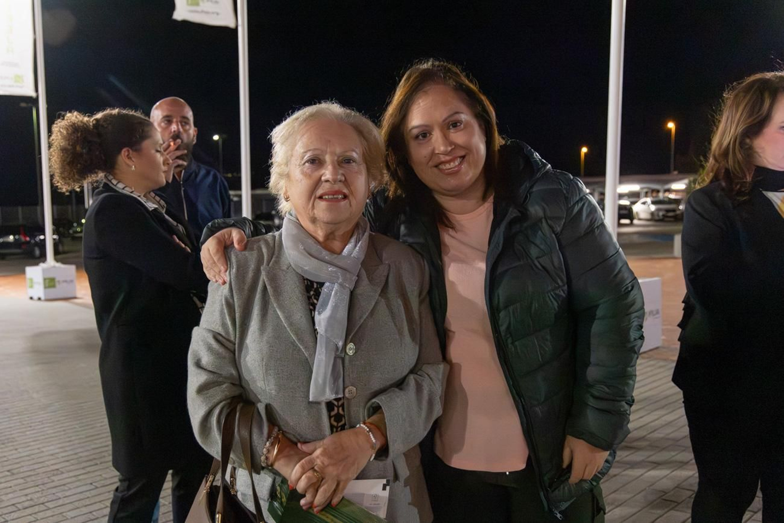 Así se disfruta en Jaén del concierto de Raphael, "Raphaelísimo"