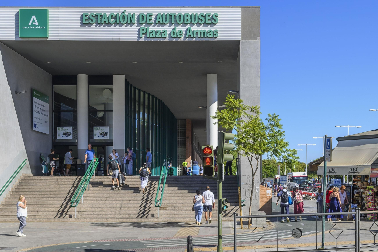 Estación de autobuses Plaza de Armas.