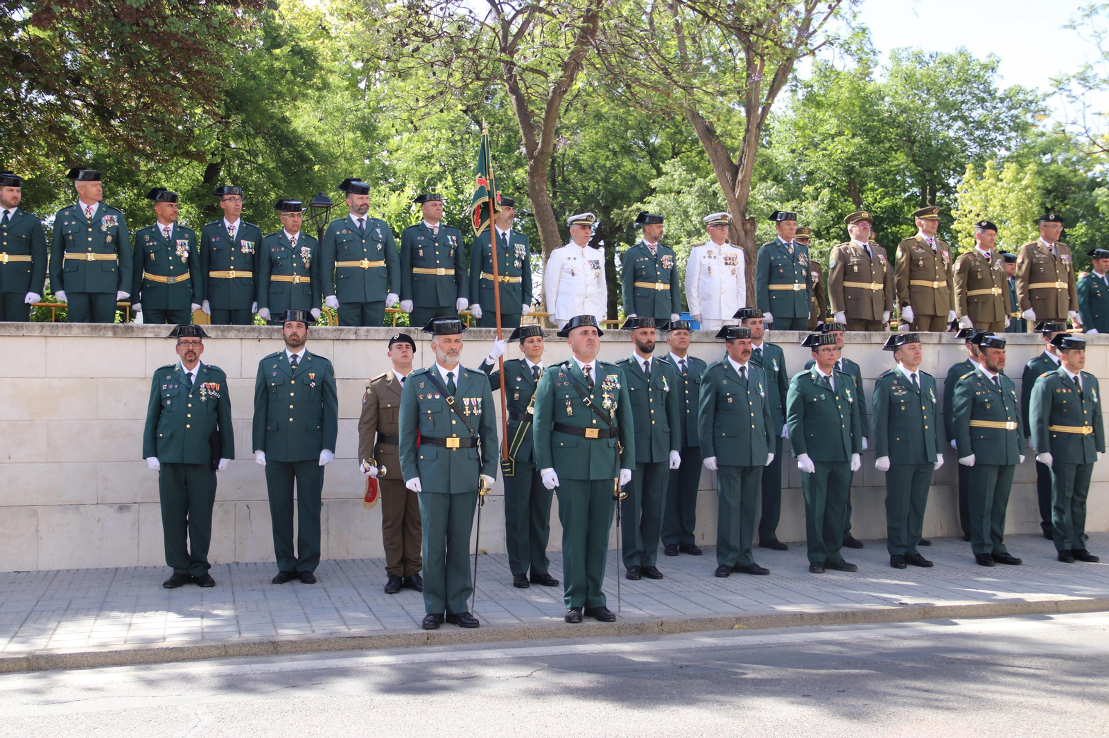 El gran desfile de la Guardia Civil en Montilla, en imágenes