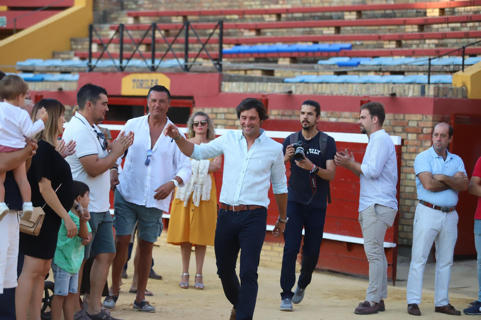 Imágenes de la clase de rejoneo de Andrés Romero en la Plaza de Toros