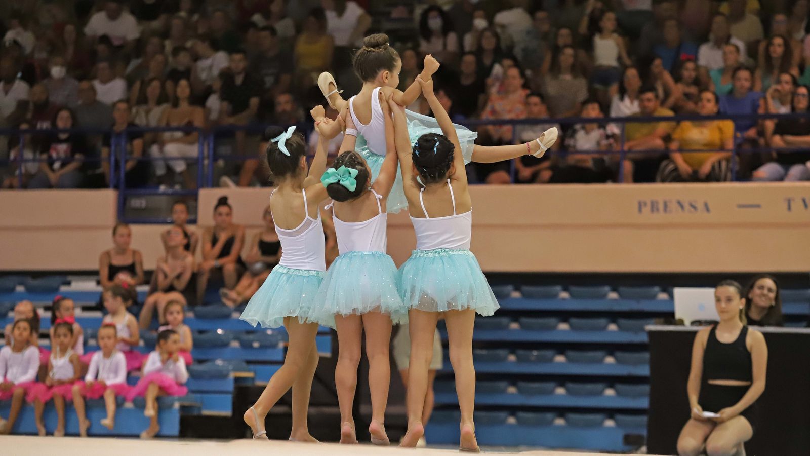 Fotos del Torneo Comarcal de gimnasia rítmica en Algeciras