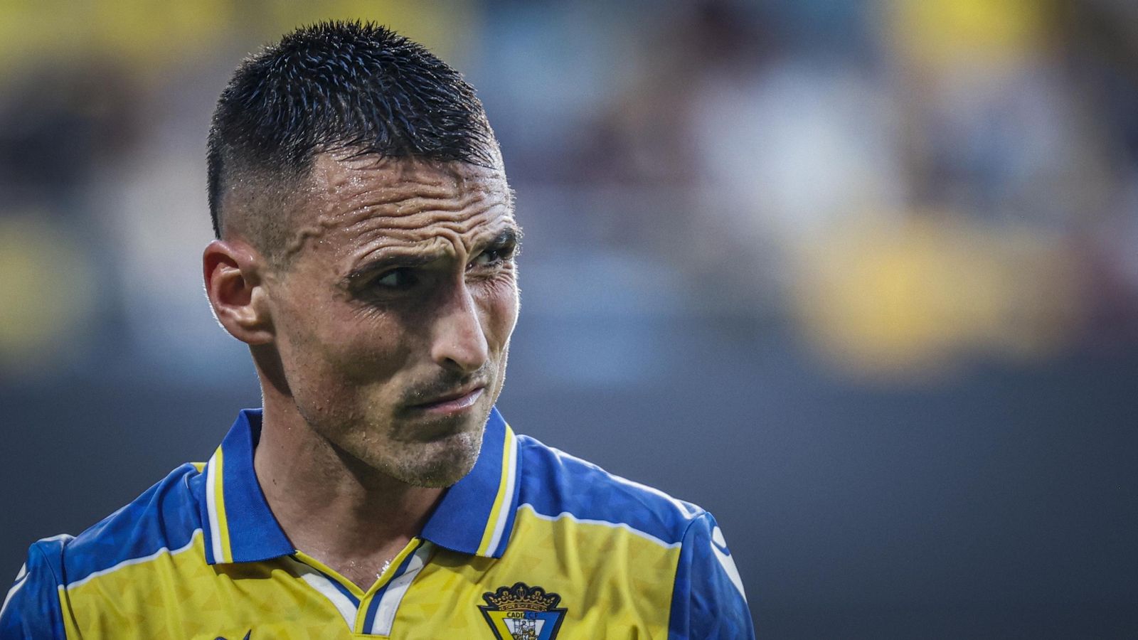 Búscate entre las imágenes del partido de fútbol entre Cádiz CF y Córdoba CF