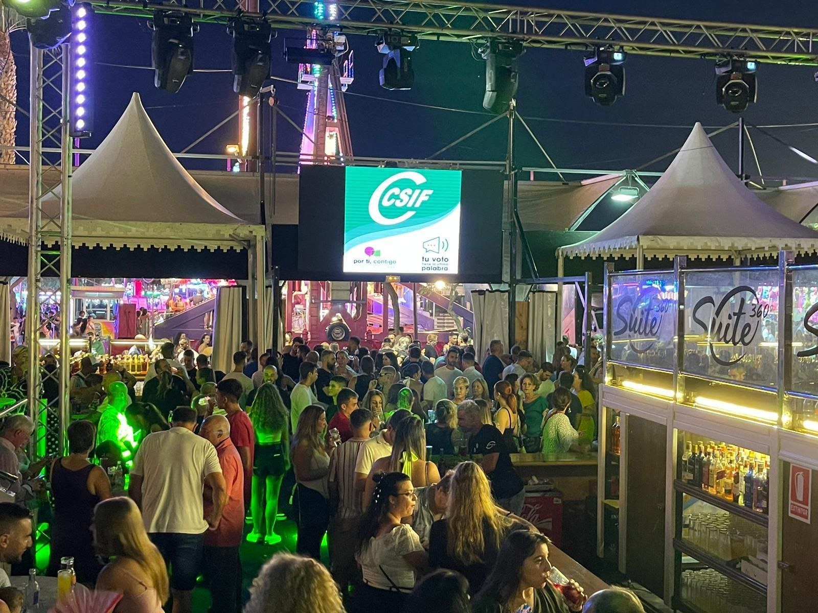 El ambiente en las casetas del CSIF en la Feria de Almería, en imágenes