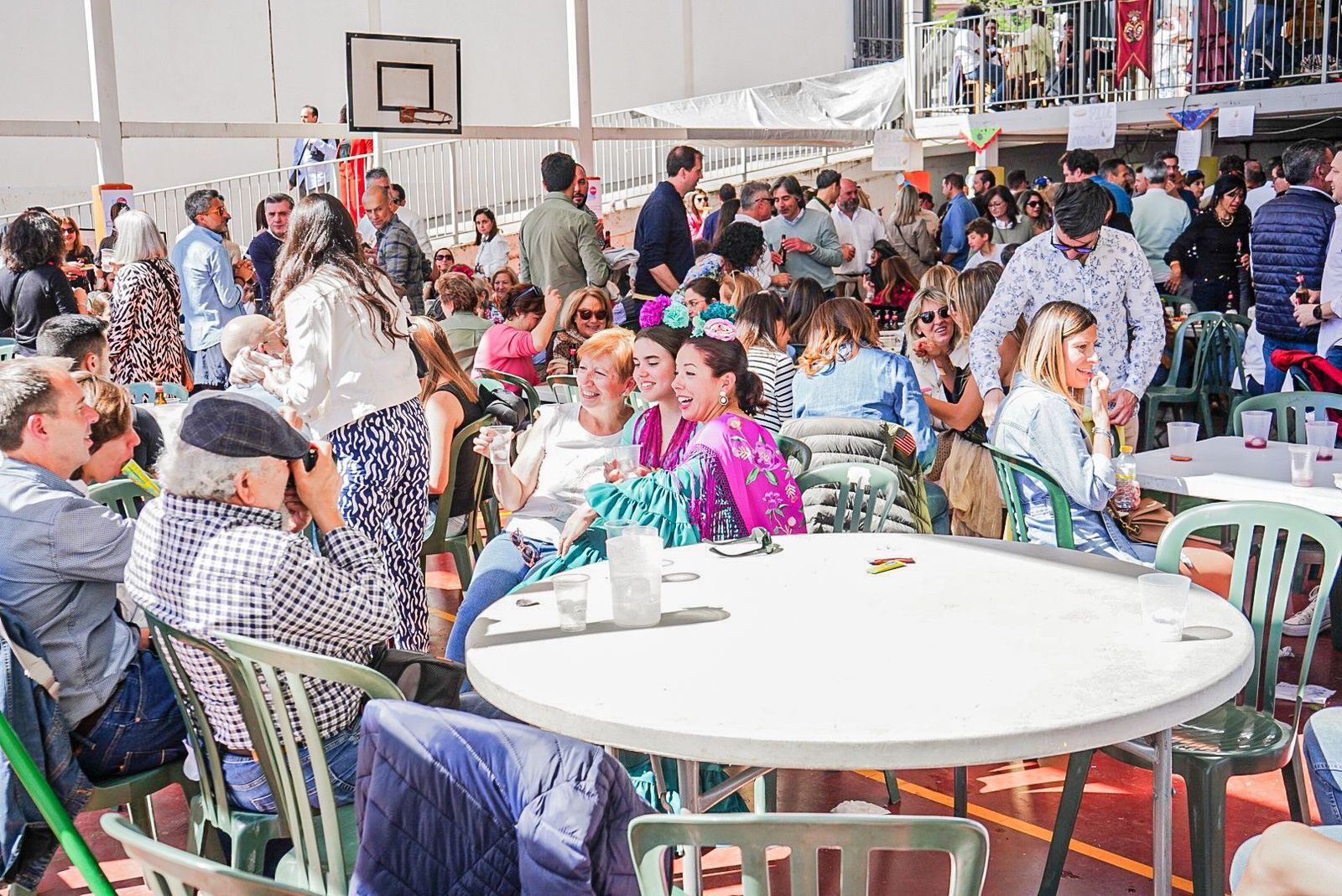 Los mejores momentos del primer día de Cruces en Granada en fotos