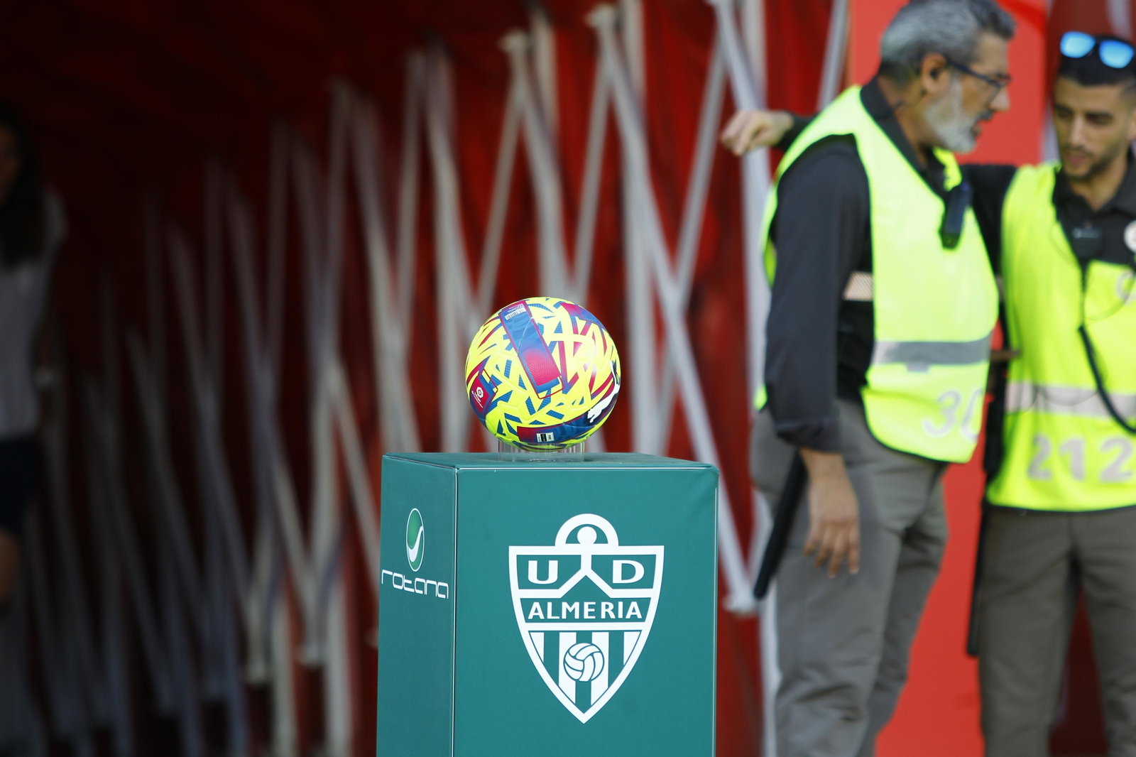 Fotogalería del partido de la Liga Santander, U.D. Almería-Valencia