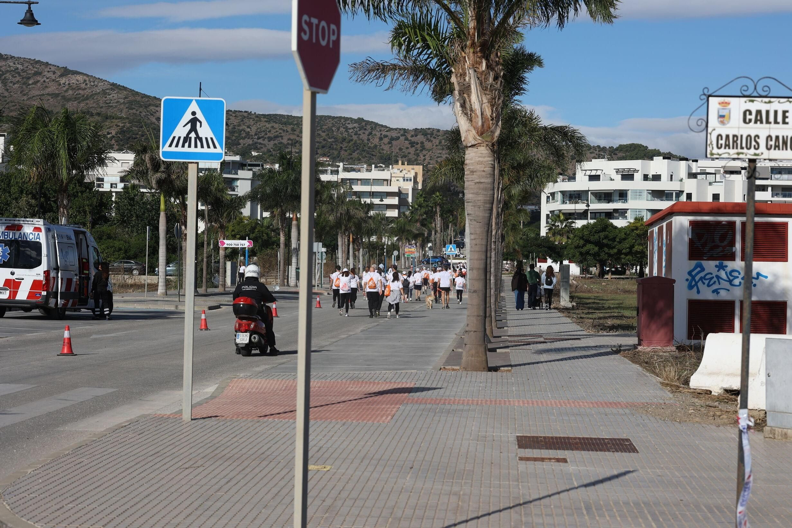 Las fotos de la Carrera Solidaria No Más Suicidios en Torremolinos