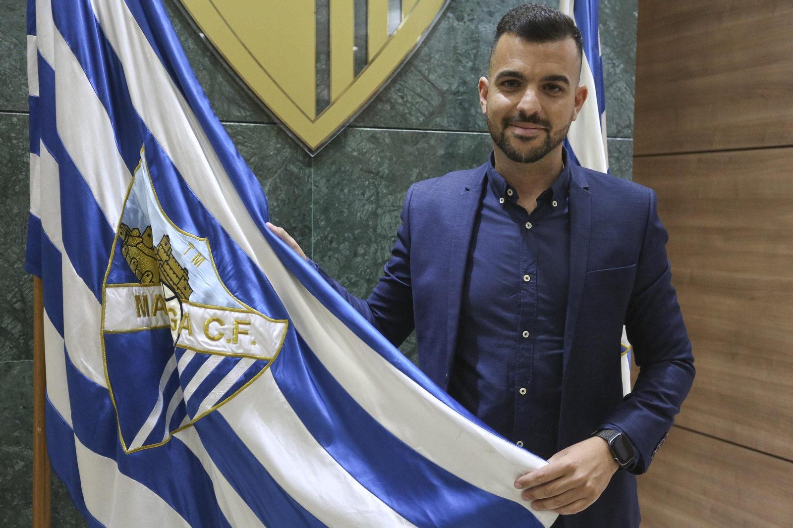 Las fotos de la presentación de José Herrera como entrenador del Málaga Femenino