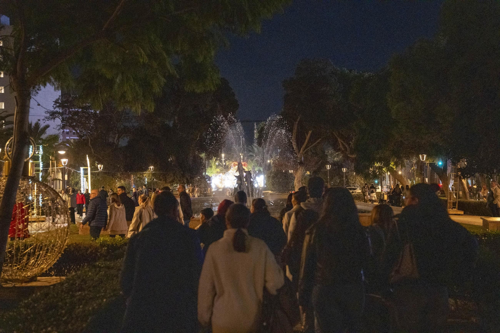 Las mejores imágenes del encendido navideño en Almería