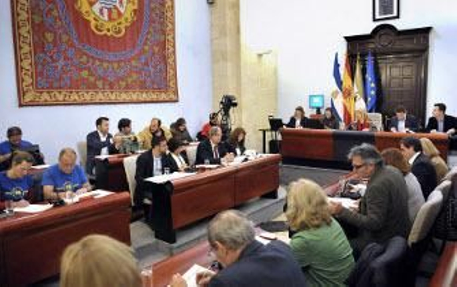 Hacienda respalda el Plan de Ajuste municipal Hacienda respalda el Plan de Ajuste municipal