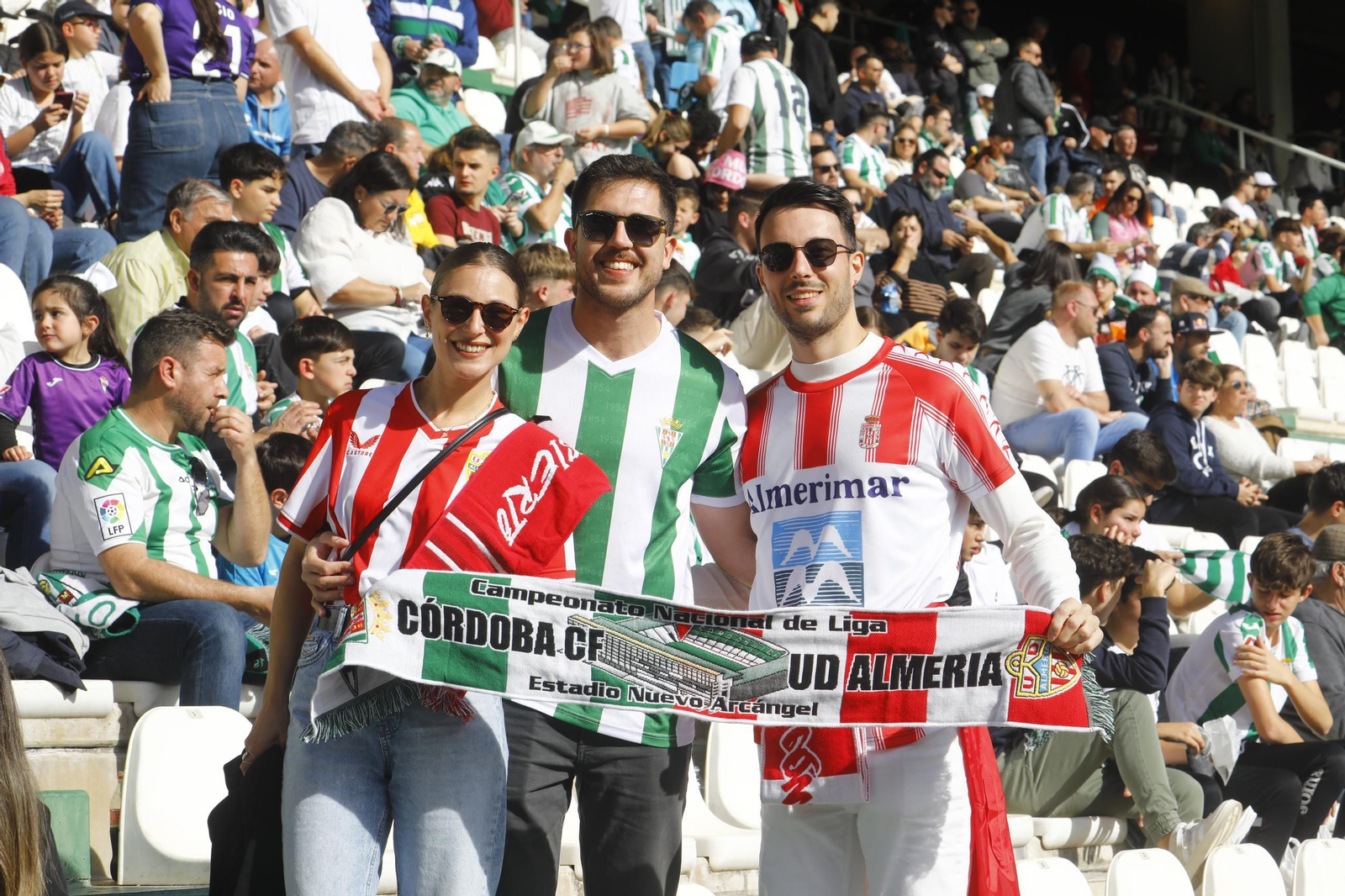 Las mejores fotos del ambiente en el Córdoba CF - Almería en El Arcángel